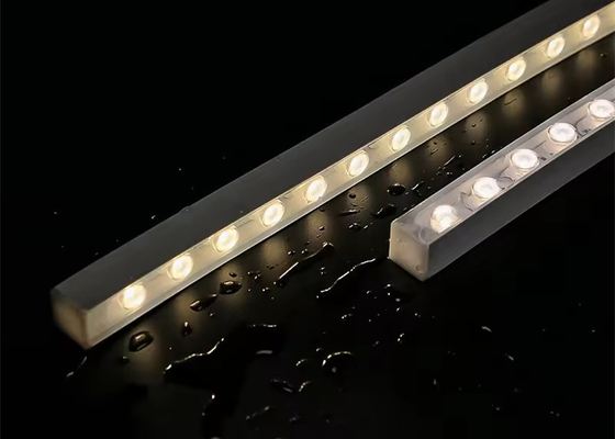 折りたたむ 16*16MM 柔軟なLED線形光学レンズ DC24V IP65 防水壁洗浄機ライト